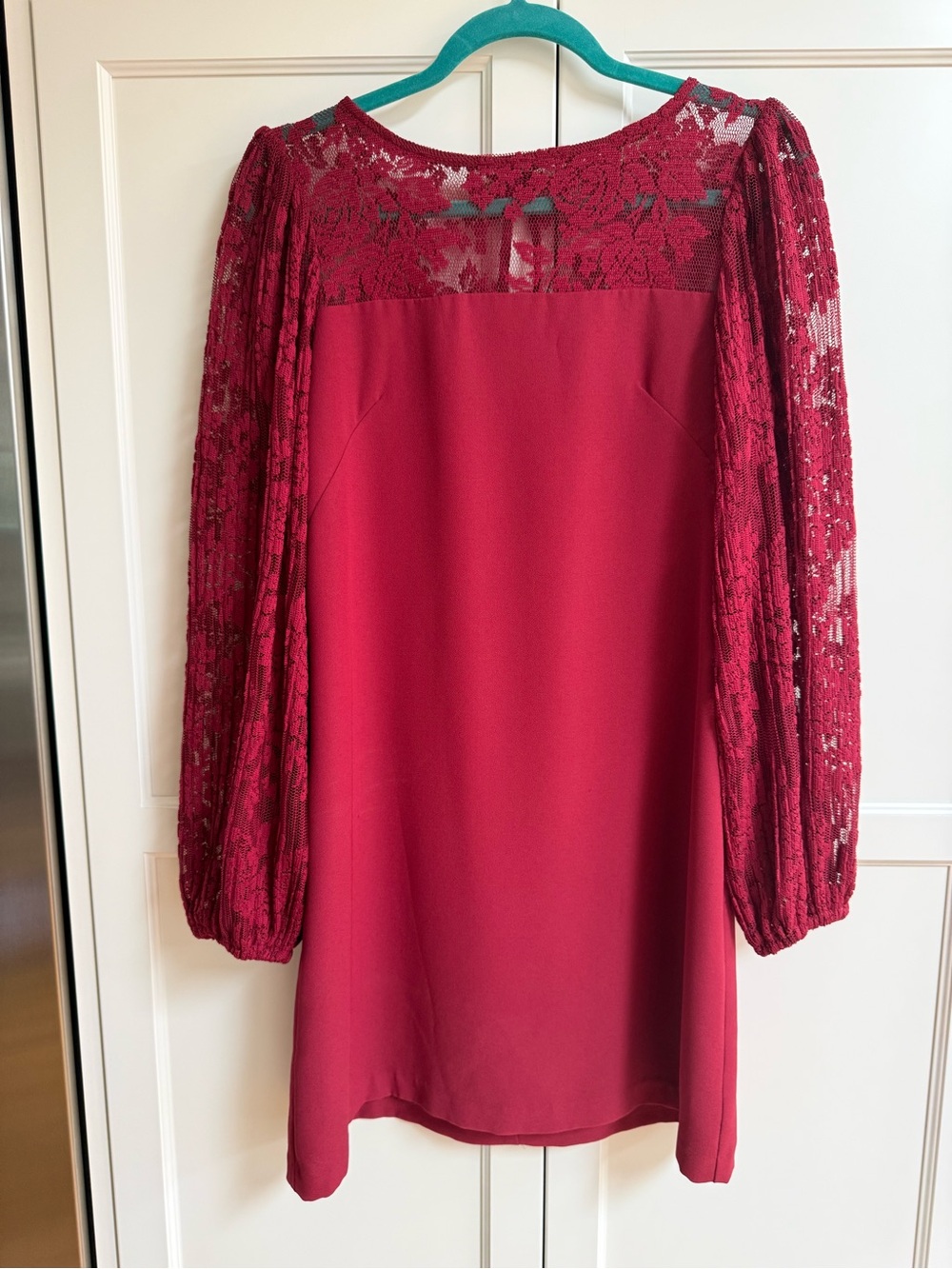 White House Black Market Burgundy Lace Long-Sleeve Shift Dress